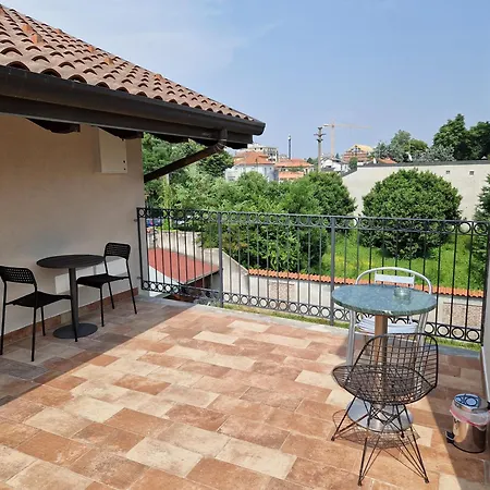 Apartment Antico Giardino - Elena Busto Arsizio